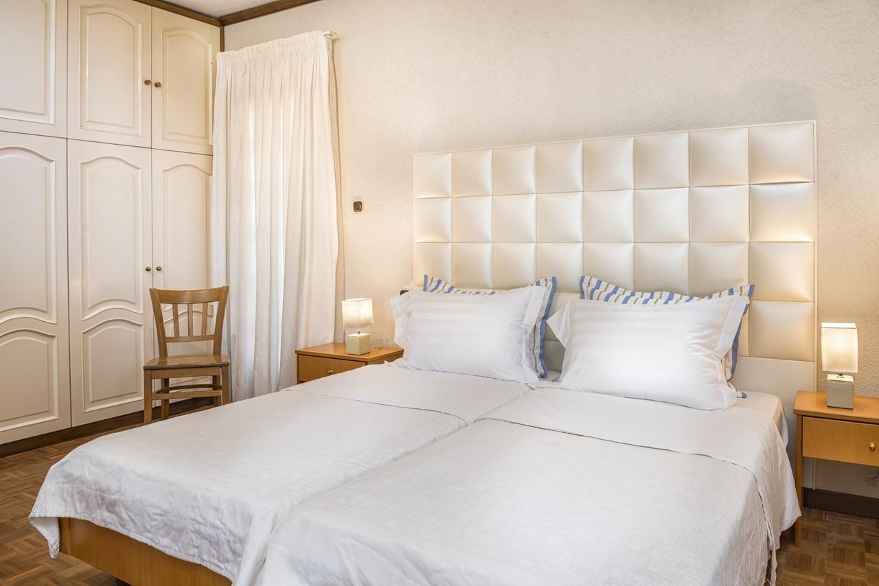 Georgalas Sun Beach Rooms Nea Kallikrateia Exterior photo