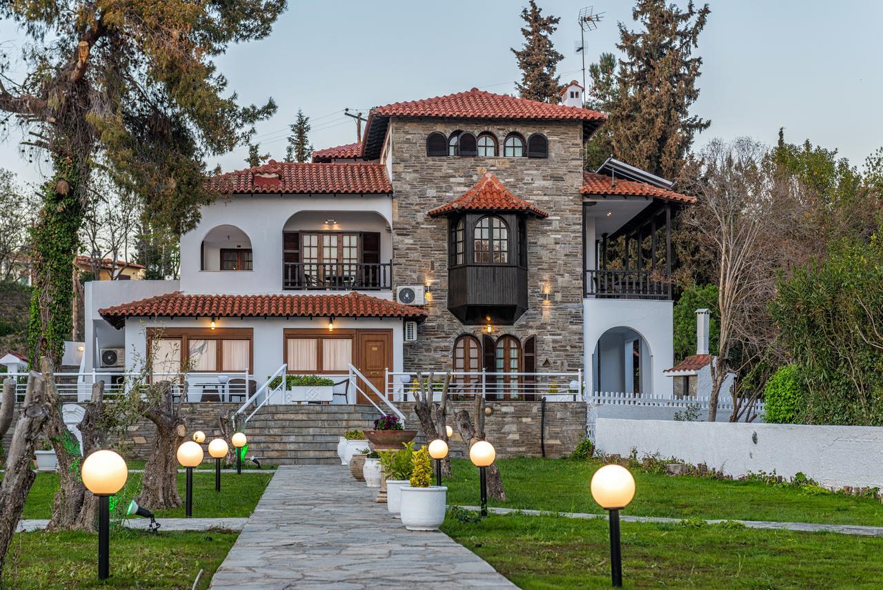 Georgalas Sun Beach Rooms Nea Kallikrateia Exterior photo